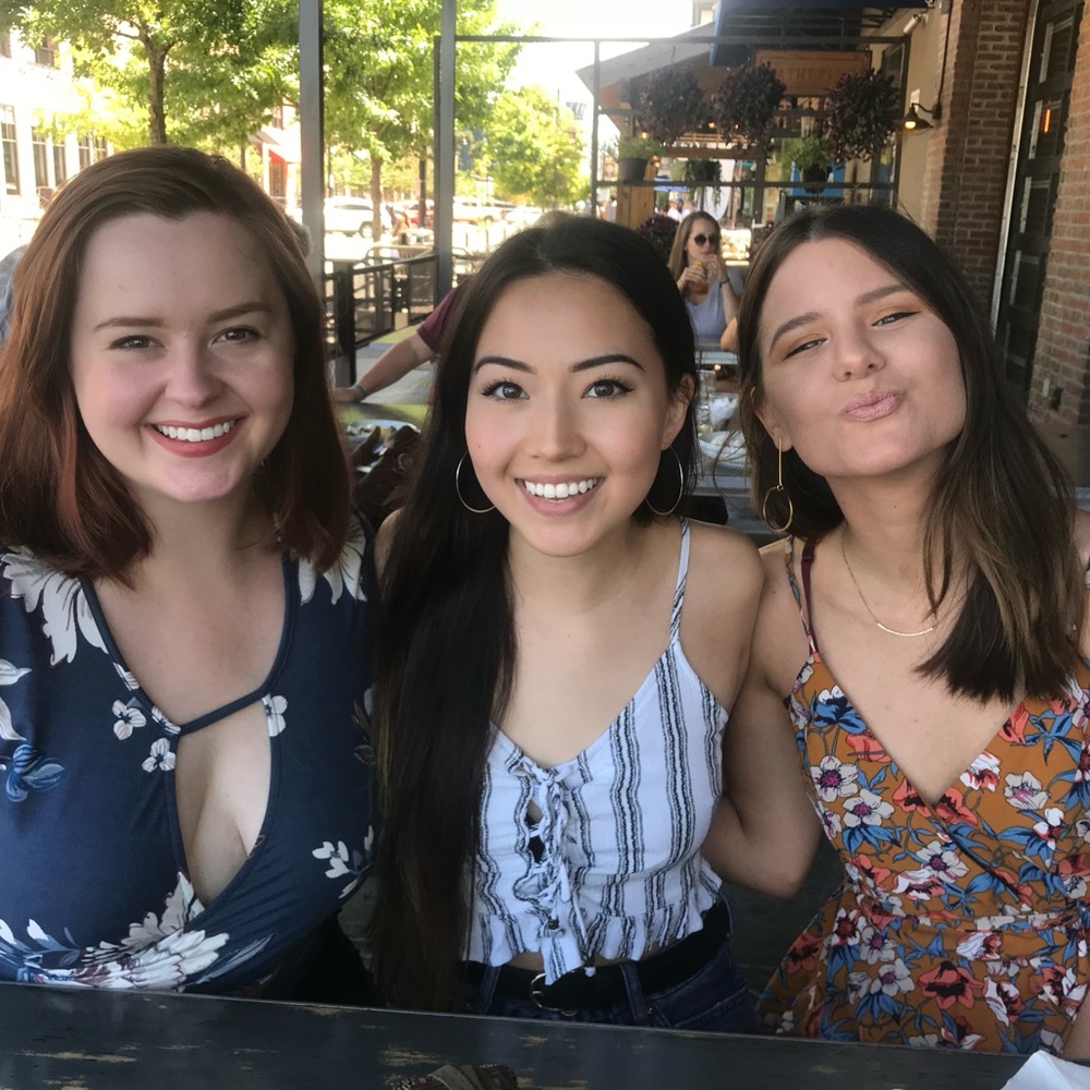 Meet your Posher, Malia